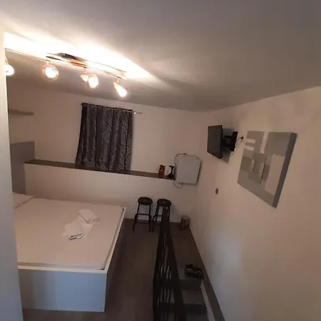 Rooms Pama 3*