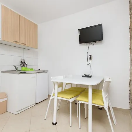 Gostinjska kuća Rooms Pama